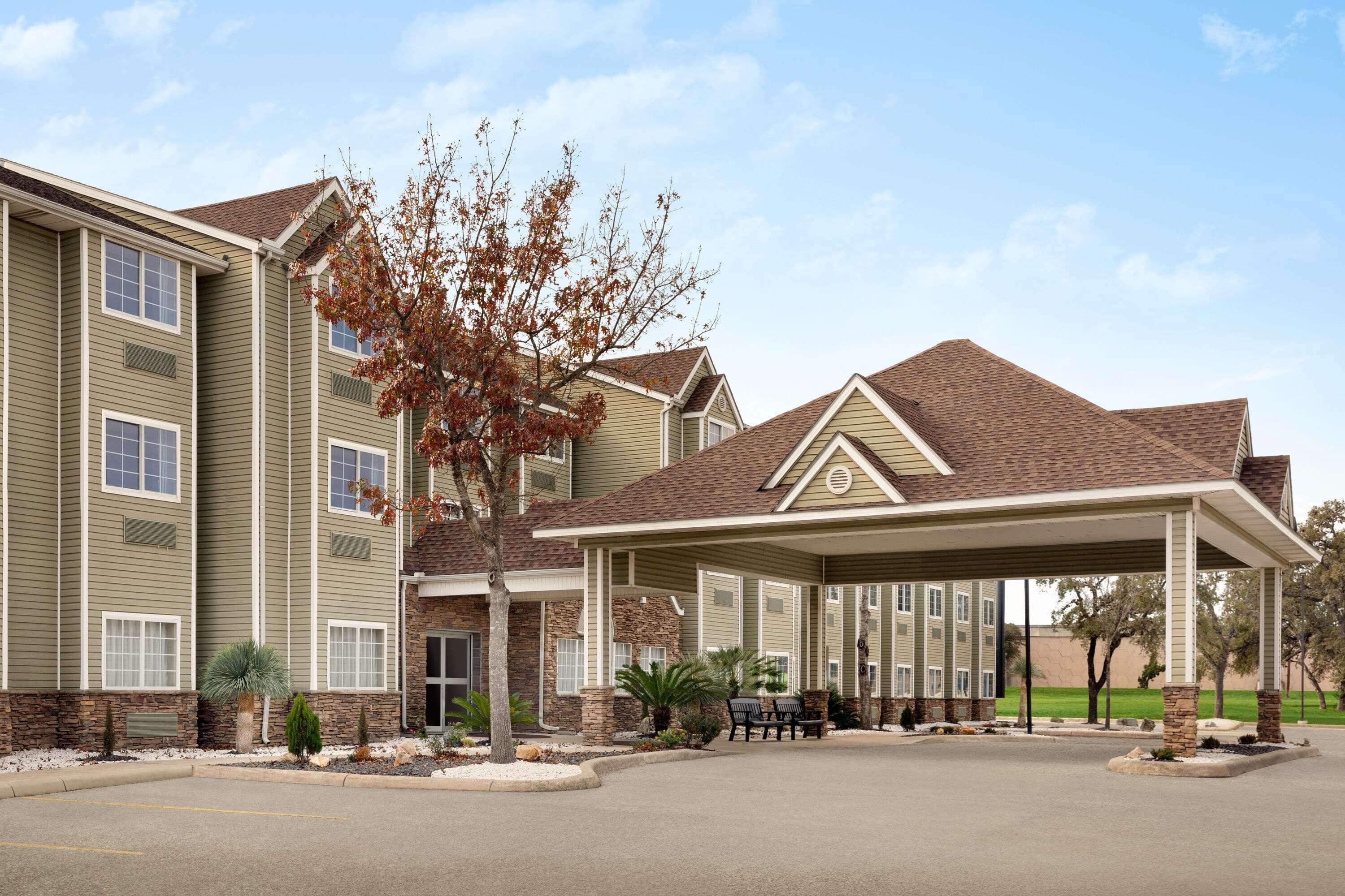 Hotel Super 8 By Wyndham San Antonio Airport North Exterior foto