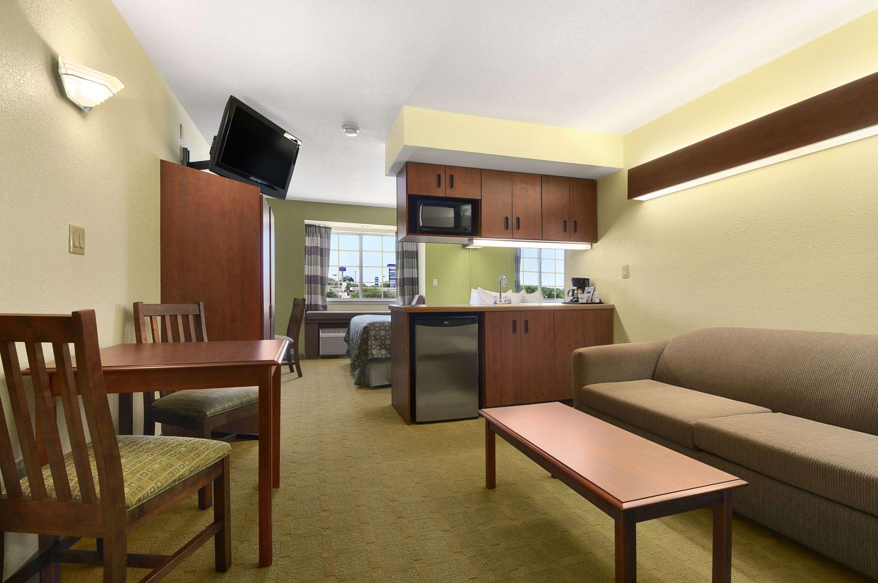 Hotel Super 8 By Wyndham San Antonio Airport North Exterior foto