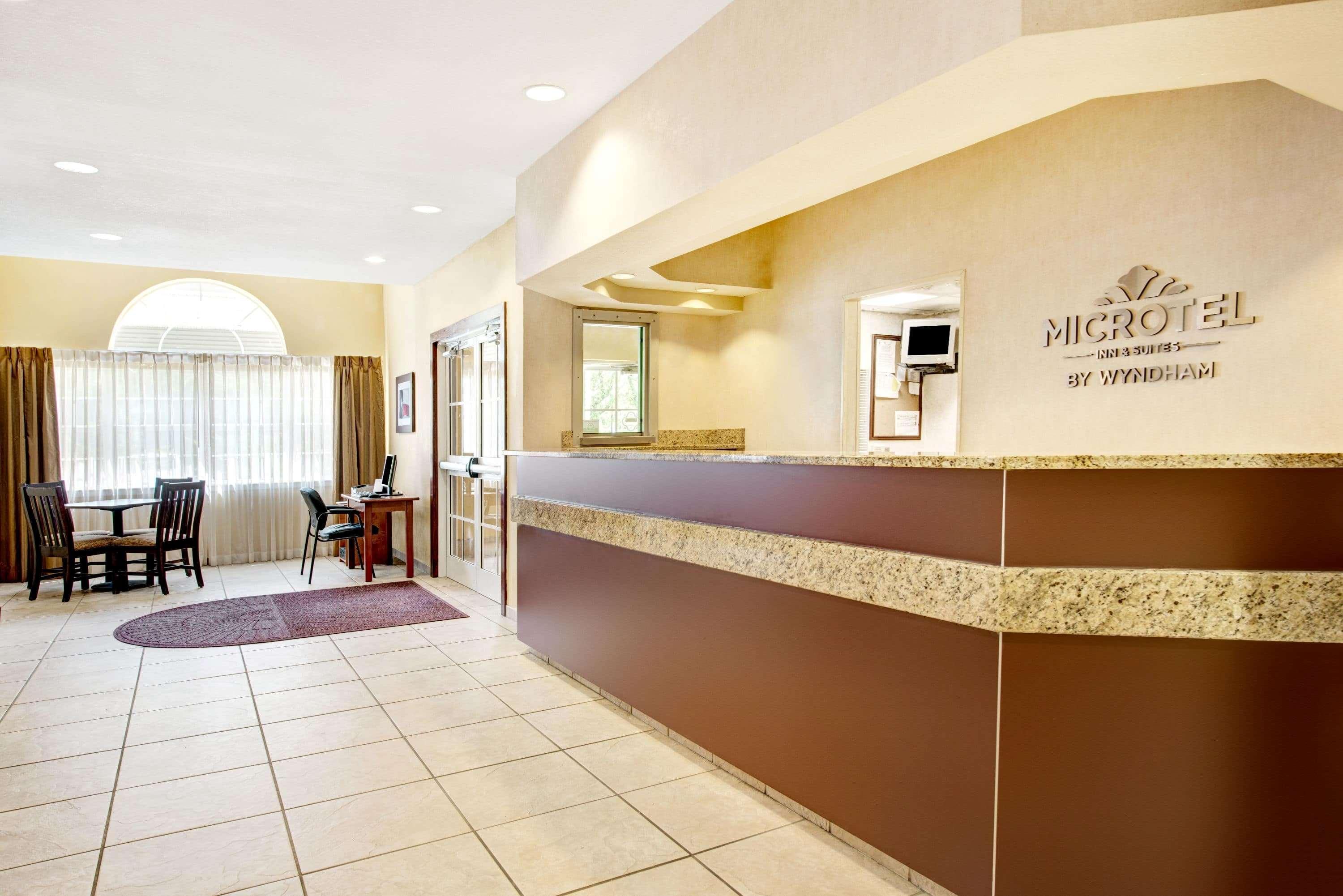 Hotel Super 8 By Wyndham San Antonio Airport North Exterior foto